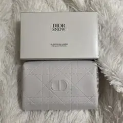【ノベルティ】Dior Snow ホワイトキルティングポーチ