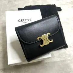 極美品✨CELINE トリオンフ スモール フラップウォレット ブラックのサムネイル