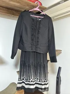 フリル付きジャケット　ワンピースの3点セット