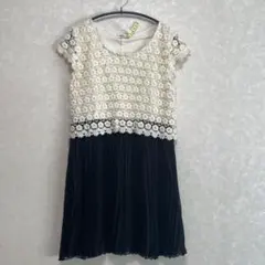 ワンピース　レーストップ＆プリーツスカート