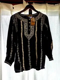 新品 MALAIKA 刺繍チュニック ブラックのサムネイル