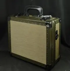 美品】RIMOWA Safari Jeep Foto カメラケース S鍵付き - メルカリ