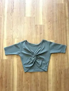 emmi yoga 半袖ツイストトップス　サイズ0のサムネイル