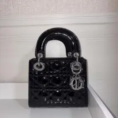 レディディオール ゴールド金具 美品 ミディアム パテント - メルカリ