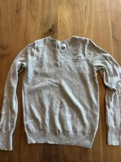 Hollister 長袖 クルーネック ニット グレー Mのサムネイル