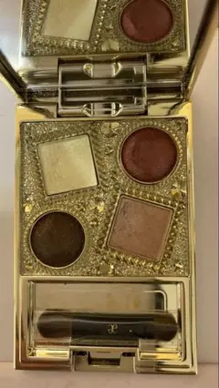 エレガンス ヌーヴェル アイズ 113 クリスマスコフレ