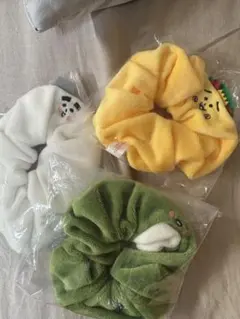 こじこじ　シュシュ