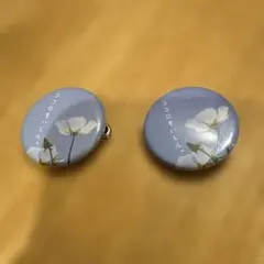 【未使用】ピンバッジ 2個 花