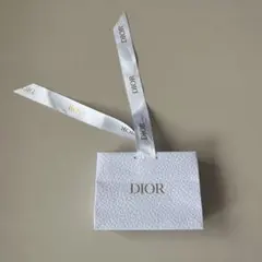 Dior ディオール　ギフトBOX ショッパー　ラッピング箱　リボン
