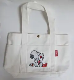 最終　新品　PEANUTS スヌーピートートバッグ　手提げバッグ　ランチバッグ