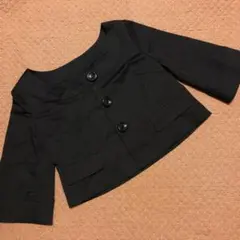 最終価格 KLEIN PLUS 七分袖ノーカラージャケット ショート丈 黒 38