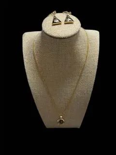 《緊急値下げ！》ゴールドチェーン ネックレスとイヤリングセット♪