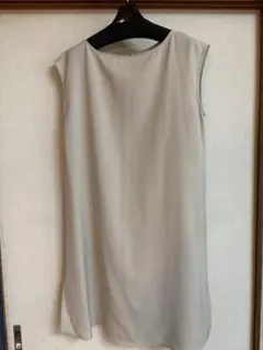 ロペピクニックベージュ ノースリーブチュニック　ベルト付き