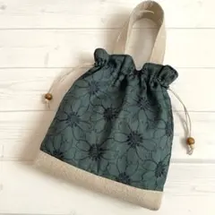 ミニ刺繍巾着バッグ (グリーン系　花柄) ハンドメイド