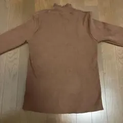 ブラウン タートルネックニット