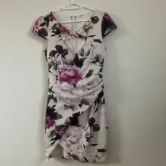 フラワープリント タイトドレス Vネック ノーブランド