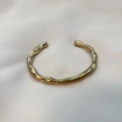 ISO ゴールドメタルバングル