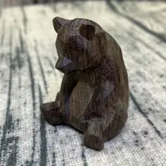 木彫り クマ 置物 ナチュラル雑貨　縁起物 　木彫りの熊　カクカク　天然素材のサムネイル