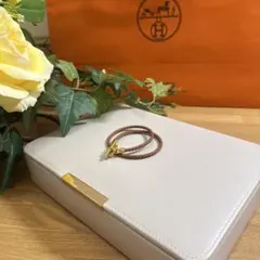 Item thumbnail for item 1e2c3e59-4eff-41af-a1d0-96829a434fae