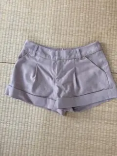 ベージュ 折り返しショートパンツ