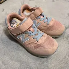New Balance ピンク スニーカー　17.5センチ
