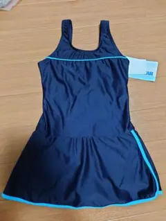 新品　水着　女の子　150 ワンピース　新品未使用　伸びるゼッケン付き