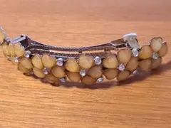 花形バレッタ ベージュ シルバー