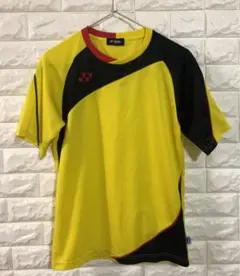 美品　ヨネックス　Tシャツ　イエロー　黒　赤　ベリークール　Mサイズ