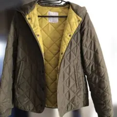 ZARA オリーブグリーン キルティングジャケット フード付　美品