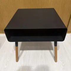 サイドテーブル