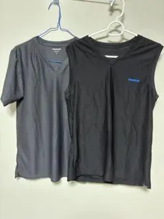 Reebok Mサイズ VネックTシャツ&ノースリーブ２枚セットのサムネイル