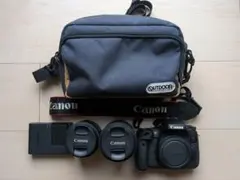 美品 【Canon EOS 8000D ダブルレンズセット】 初期不良返品対応〇
