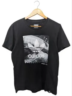 (adidas)　アディダス　Tシャツ　(M)