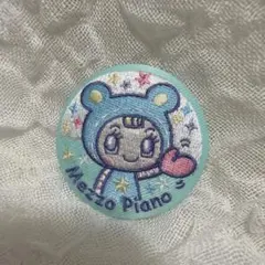 ナルミヤキャラクターズ 刺繍缶バッジビスケット ブルーべリエちゃん