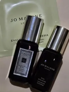 Jo Malone イングリッシュペアー・ヴェルベットローズ・レッドハイビスカス