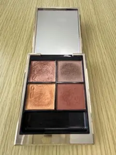 SUQQU シグニチャーカラーアイズ 10