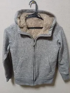 ユニクロボアパーカー130