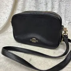 美品 コーチ Wファスナー カメラバッグ ショルダーバッグ シボ革 ブラック