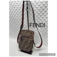 FENDI フェンディ ヴィンテージ　ズッカ柄 ミニショルダーバッグのサムネイル