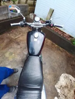 Kawasaki Z400FX シート 黒 猫背 - メルカリ