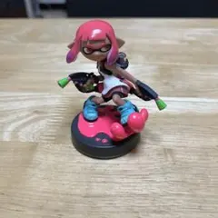 amiibo アミーボ　スプラトゥーン　ネオンピンク