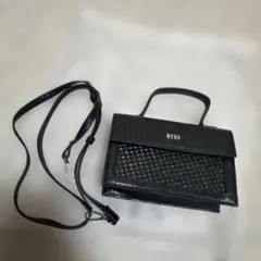 GYDA クロコダイル風 ブラックショルダーバッグ