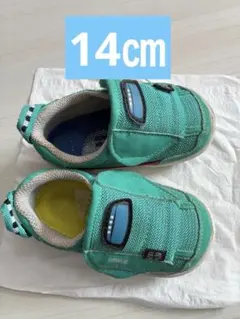 Item thumbnail for item 69dff8a7-18e2-4b68-aa9a-5e815846cfa0