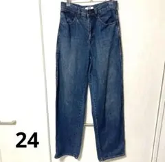 UNIQLO ユニクロU ワイドフィットカーブジーンズ Mサイズ　24