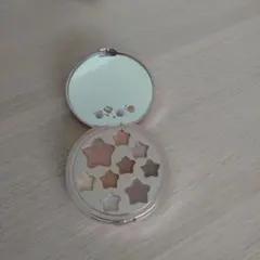 星のカービィ アイシャドウパレットのサムネイル