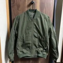 GU MA-1 ブルゾン カーキ Sサイズのサムネイル