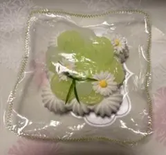 kikisquishy マスカットホイップケーキ　スクイーズ