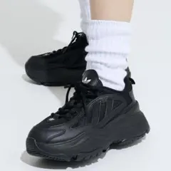 ♡新品未開封♡アディダスオリジナルス オズガイア 厚底スニーカー ブラック