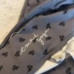 emmi yoga ヨガウェアセット グレー 花柄