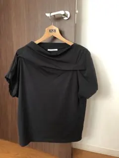 【美品】ANAYアナイ /ネックデザインプルオーバー/ブラック/38/タグ有り